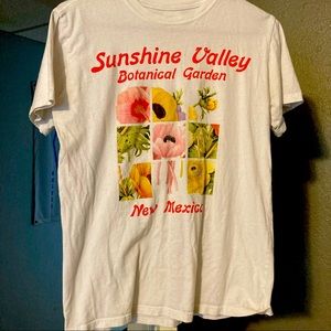 White botanical t shirt